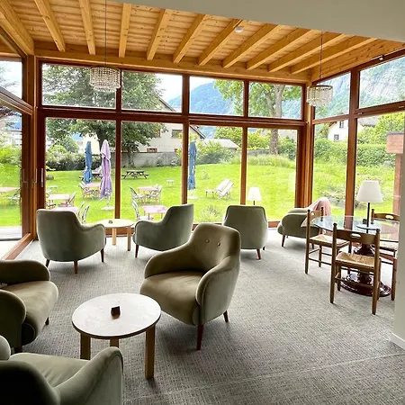Oberland Szálloda 3*